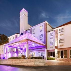 Best Western Plus Sandusky Hotel & Suites Thumbnail