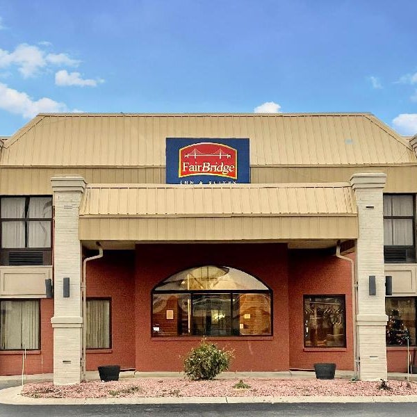 FairBridge Inn & Suites Fort Wayne Thumbnail