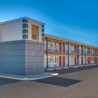 Days Inn by Wyndham Waco Thumbnail