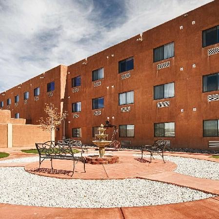 Best Western Territoral Inn & Suites Thumbnail