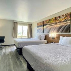 Days Inn by Wyndham Columbus IN Thumbnail