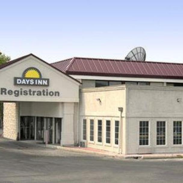 Days Inn by Wyndham Sharonville Thumbnail