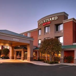 Courtyard by Marriott Kansas City Shawnee Thumbnail