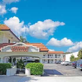 Hawthorne Plaza Inn Near LAX Thumbnail