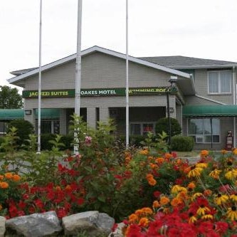 Seven Oakes Motel Thumbnail