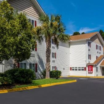 Red Roof Inn Darien - I-95/ North Brunswick Thumbnail