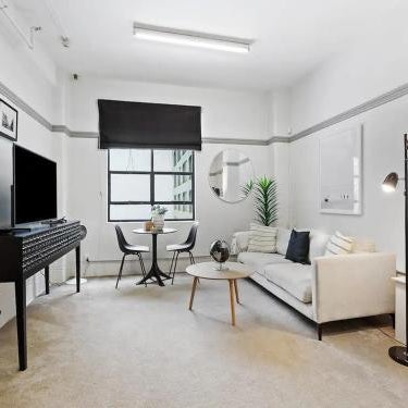 Lovely 1-Bedroom Unit in Central Auckland Thumbnail