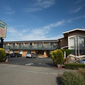 Gateway Lodge Thumbnail