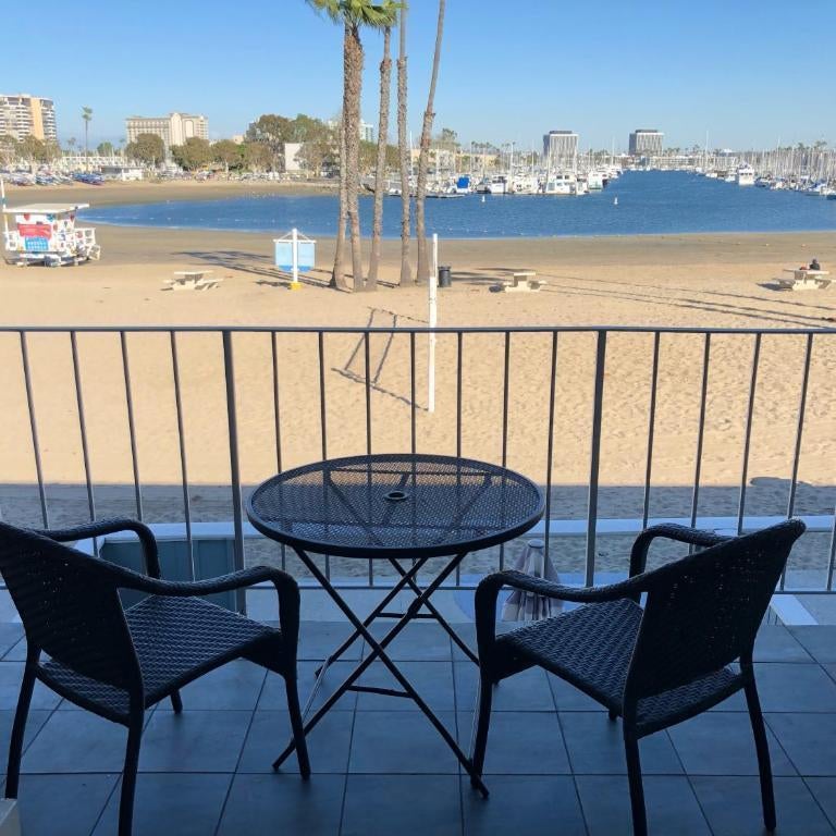 Foghorn Harbor Inn Thumbnail