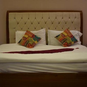 City Seasons Hotel