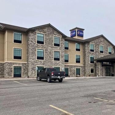 Comfort Inn & Suites Medina NY near Erie Canal