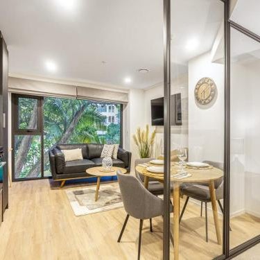 Brand New Condo with Pool and Gym Thumbnail
