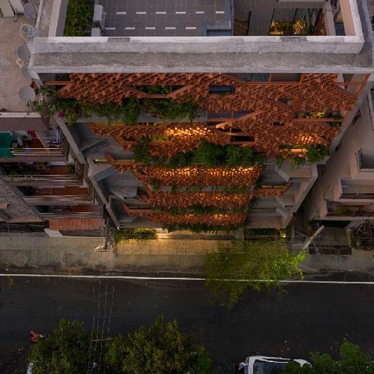 Iris Suites