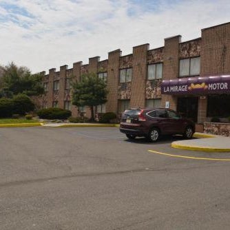 Travelodge by Wyndham Avenel Woodbridge Thumbnail