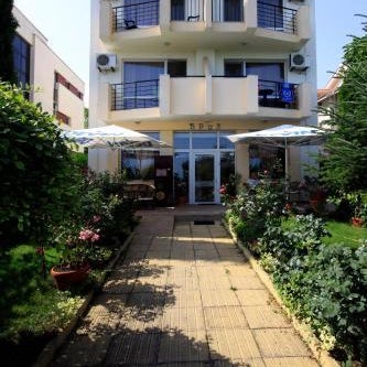 Hotel Briz Thumbnail