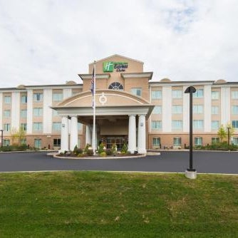 Holiday Inn Express and Suites Dickson City By IHG Thumbnail