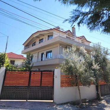 Modern Apartment by Ceni, Elbasan Thumbnail