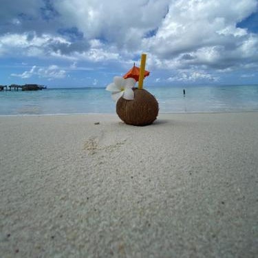 Mandhoo Inn Thumbnail