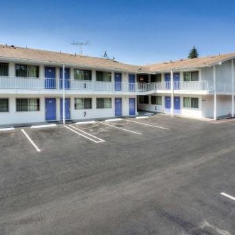 Motel 6-Tigard, OR - Portland South - Lake Oswego Thumbnail