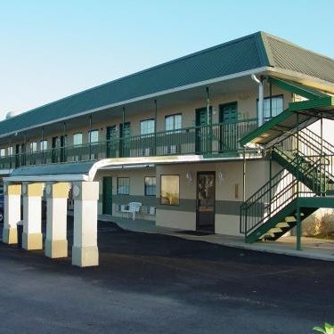 Garden Inn & Suites Thumbnail