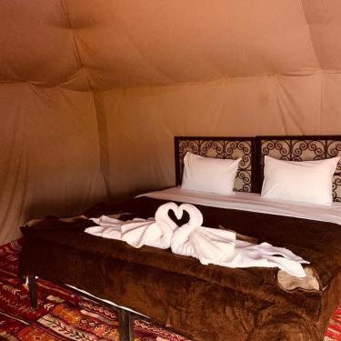 Sahara Sands Hotel