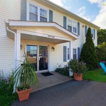 Sherwood Inn and Motel Charlottetown Thumbnail