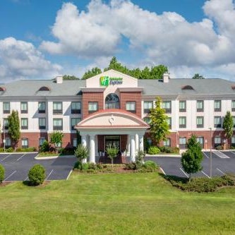 Holiday Inn Express - Tullahoma By IHG Thumbnail