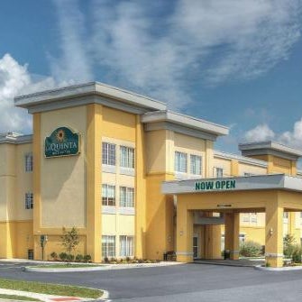 La Quinta Inn & Suites by Wyndham Harrisburg-Hershey Thumbnail