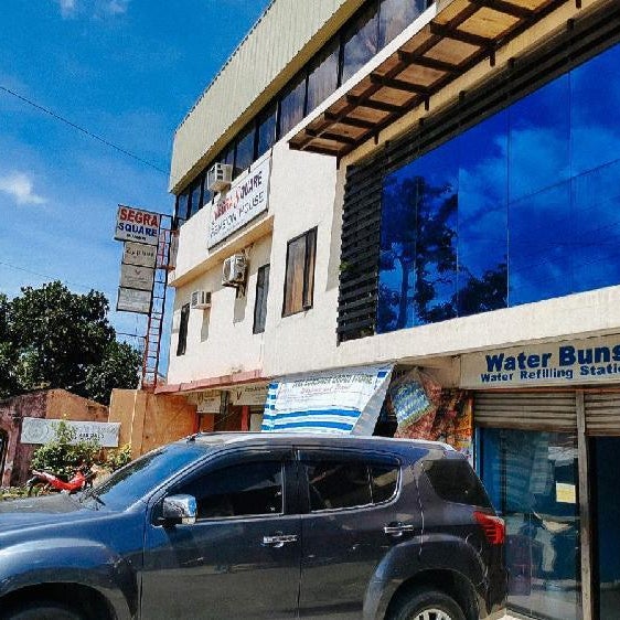 RedDoorz Segra Square Pension House