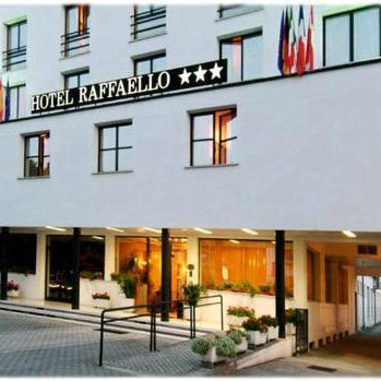Hotel Raffaello Venice Thumbnail
