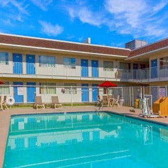 Motel 6 Phoenix North - Bell Road Thumbnail