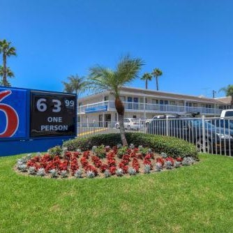 Motel 6-Santa Ana, CA Thumbnail
