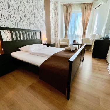 Hotel Modena Thumbnail