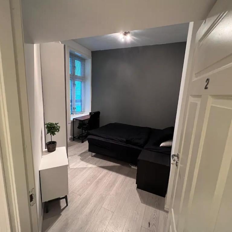 Elegant private room Oslo Central - Grunerløkka 1km from Oslo S Station Thumbnail
