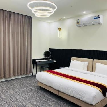 Falcon Grand Hotel Thumbnail