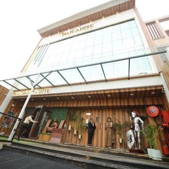 THE PARADISE HOTEL