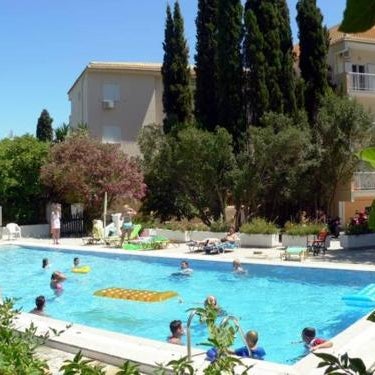 ipsos beach hotel