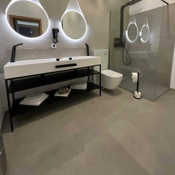 Hotel Residenz Luxury - Outletcity - Parken - Klima - 24h Check-In