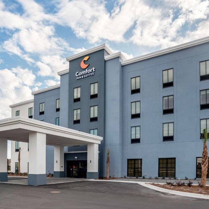 Comfort Inn & Suites Panama City Beach - Pier Park Area Thumbnail