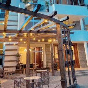 Social House Thumbnail