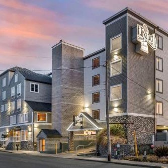 Elizabeth Oceanfront Suites, Ascend Hotel Collection Thumbnail