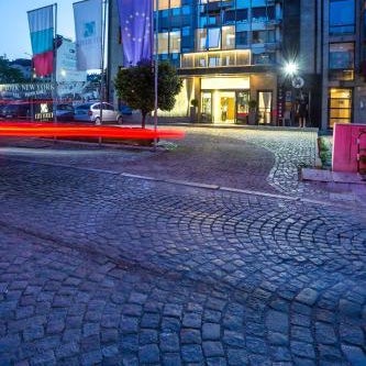 City Avenue Hotel