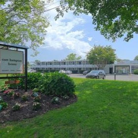 East Hampton House Resort Thumbnail