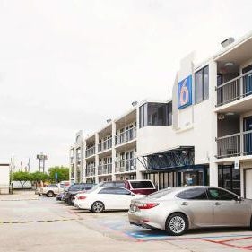 Motel 6 Houston, TX - Medical Center - NRG Stadium Thumbnail