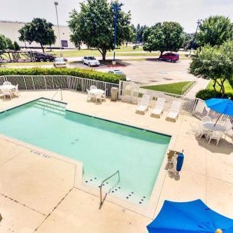Motel 6 Dallas - Lewisville Thumbnail