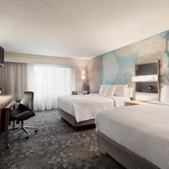 Courtyard by Marriott Topeka Thumbnail
