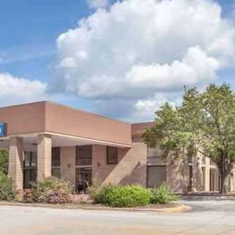 Days Inn by Wyndham Clinton / Laurens I-26 Thumbnail