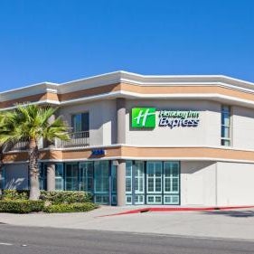 Holiday Inn Express Newport Beach By IHG Thumbnail