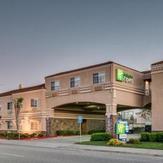 Holiday Inn Express Hotel & Suites Santa Clara By IHG