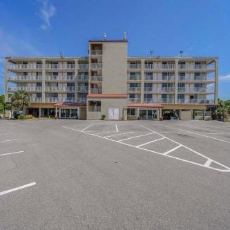 Baymont by Wyndham Panama City Beach Thumbnail